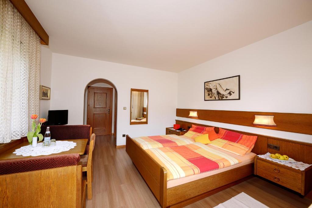 Apparthotel Taufenbrunn Parcines Esterno foto